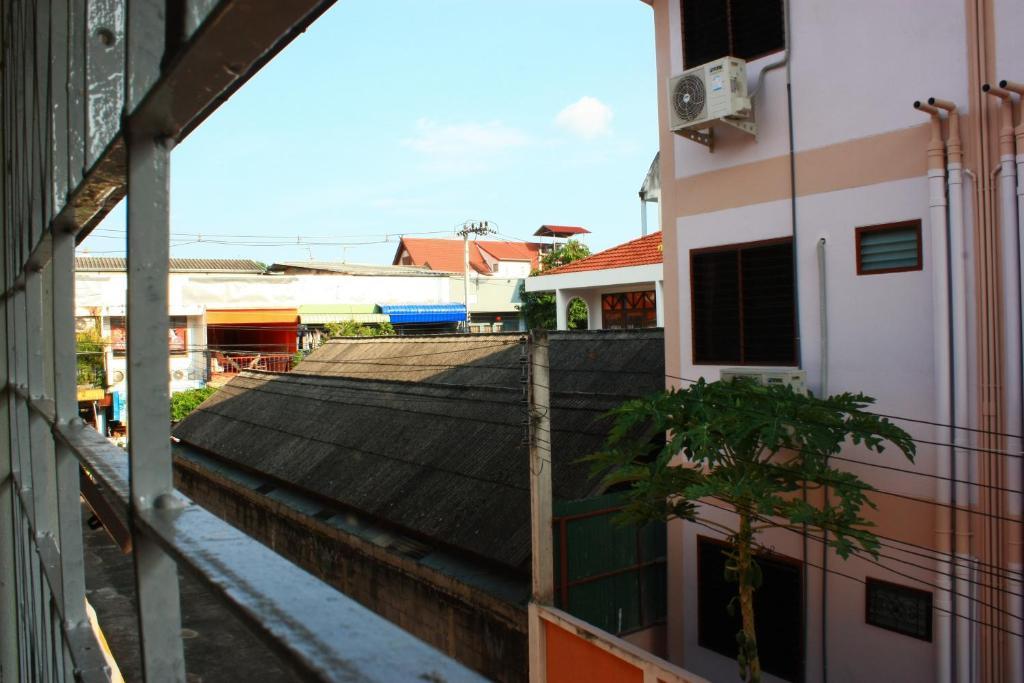 โรงแรมตีฆ้อง - Tri Gong Hotel Chiang Mai Exterior foto
