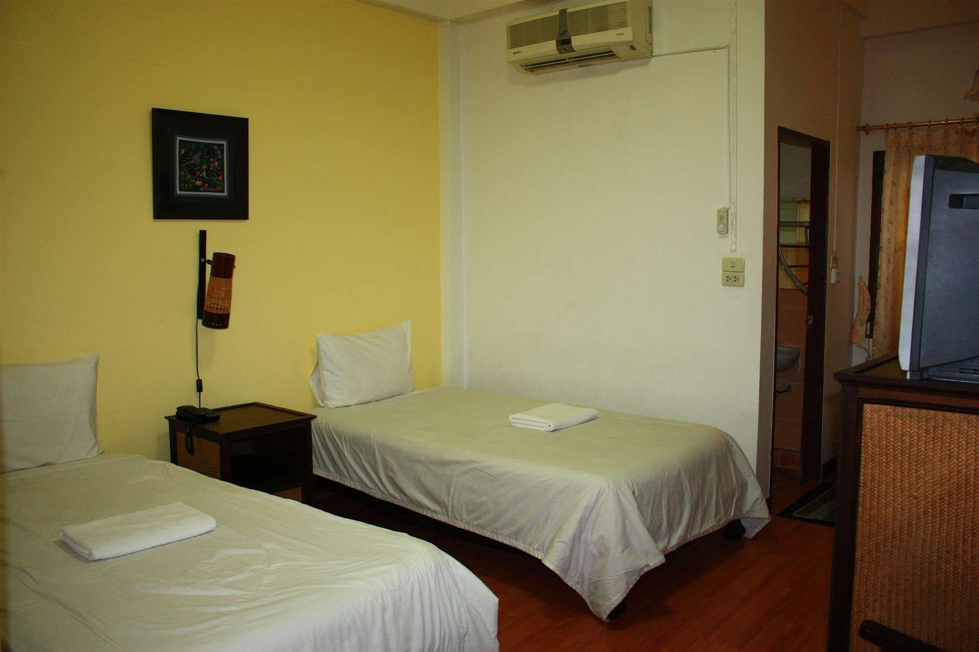 โรงแรมตีฆ้อง - Tri Gong Hotel Chiang Mai Exterior foto