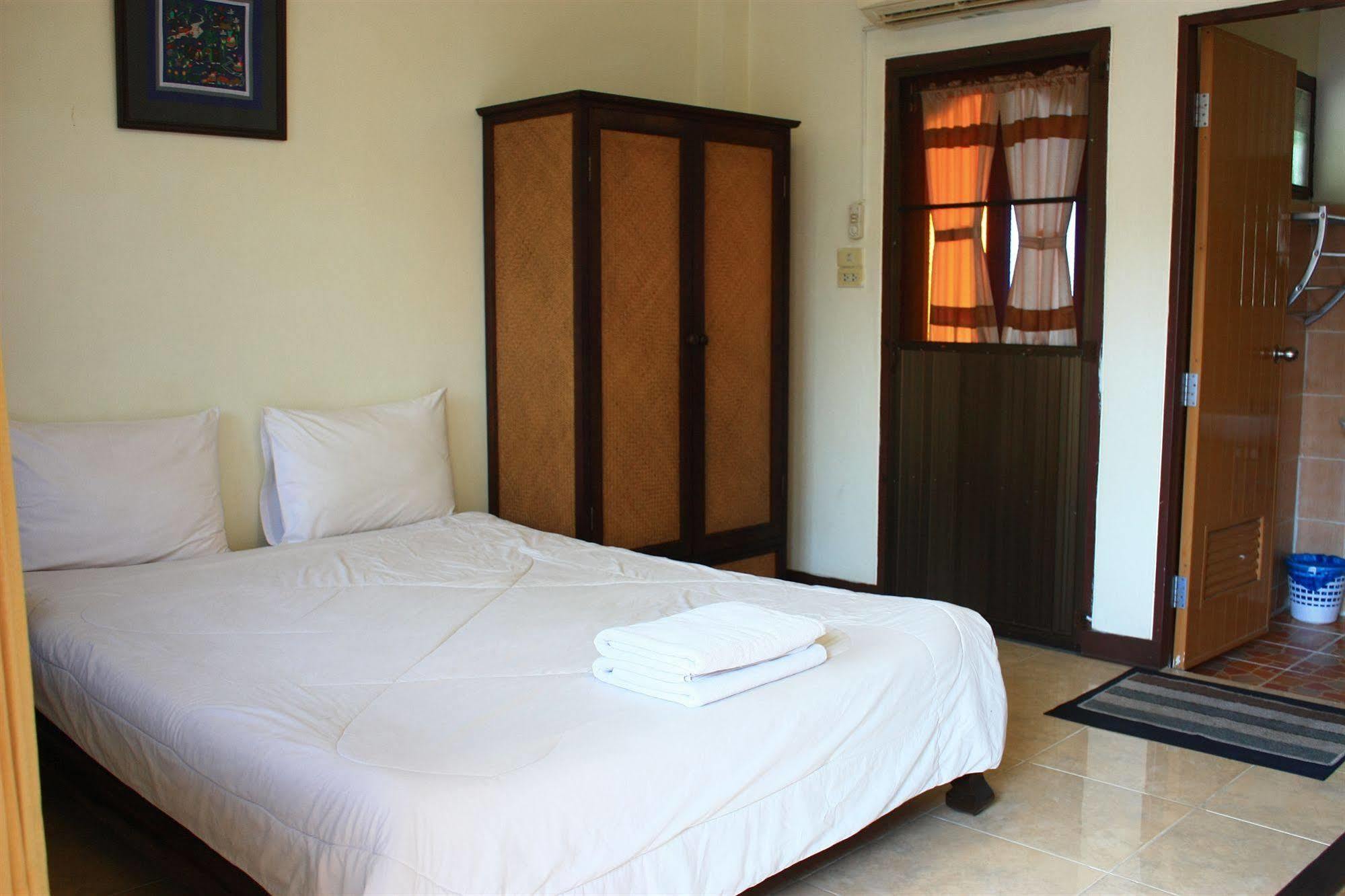 โรงแรมตีฆ้อง - Tri Gong Hotel Chiang Mai Exterior foto